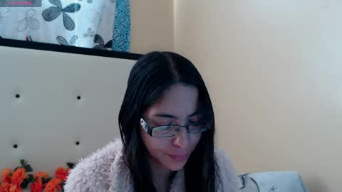 Snapshot of 1sasha_grey__1 chatting on 04-11-26, 07:18 paola online show from 04-11-26, 07:18