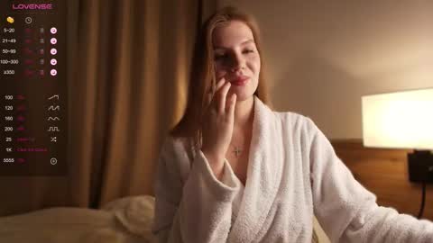 VICTORIA online show from 12-21-25, 01:13