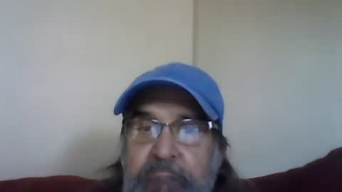 Snapshot of 1valentine chatting on 12-14-25, 05:18 1valentine online show from 12-14-25, 05:18