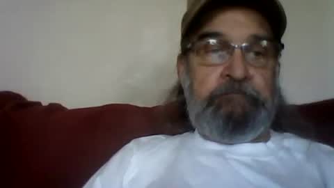 Snapshot of 1valentine chatting on 04-12-26, 04:45 1valentine online show from 04-12-26, 04:45