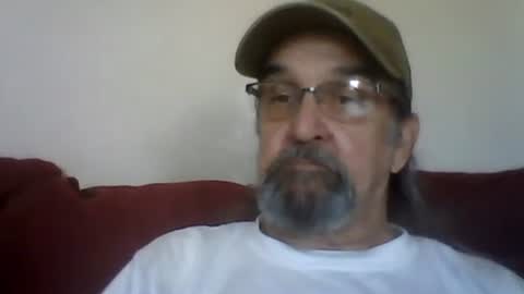 1valentine online show from 05-19-26, 04:24