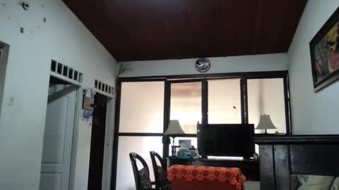 Snapshot of 1venus_black chatting on 09-12-25, 01:44 1venus_black online show from 09-12-25, 01:44