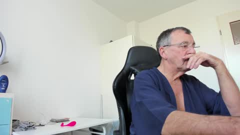 Henk online show from 02-02-25, 12:13