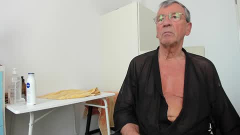 Henk online show from 05-10-26, 10:53