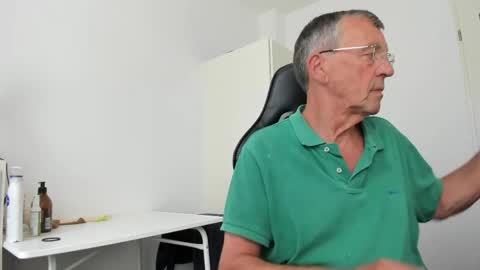 Henk online show from 06-03-26, 02:33