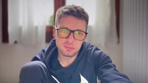 Romano online show from 01-23-25, 01:02