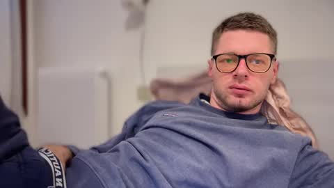 Romano online show from 02-21-25, 01:00