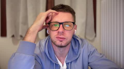 Romano online show from 02-22-25, 04:40