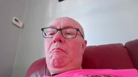 211skoosh online show from 11-22-25, 01:10