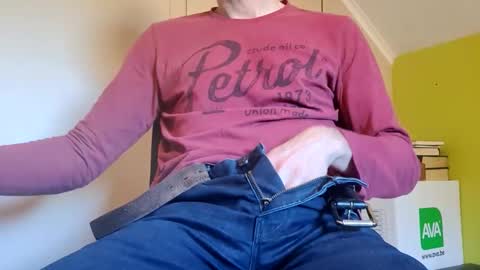 Snapshot of 22_acacia_avenue chatting on 03-04-26, 08:09 22_acacia_avenue online show from 03-04-26, 08:09