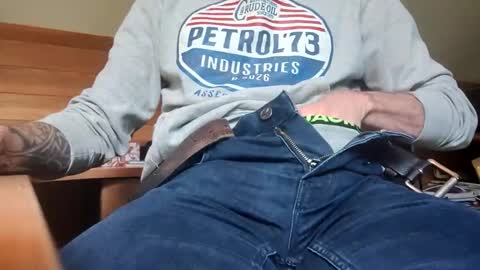 22_acacia_avenue online show from 05-15-26, 10:11