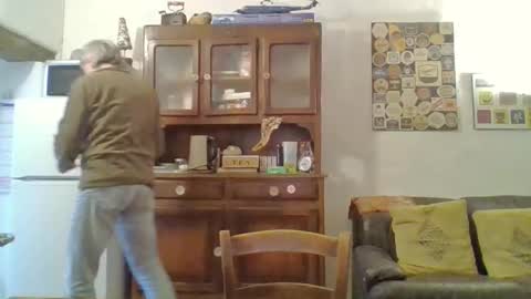 22esserre online show from 03-05-26, 01:40