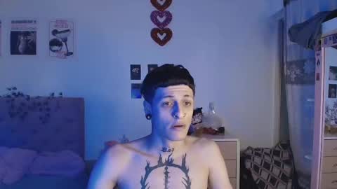 Snapshot of 2cb0y chatting on 09-23-25, 08:45 BAD online show from 09-23-25, 08:45