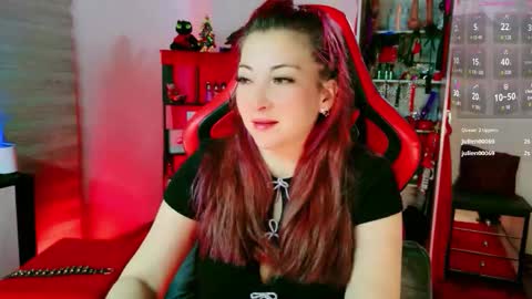 Snapshot of 2diamond_eyes chatting on 12-20-25, 06:09 Arianna online show from 12-20-25, 06:09