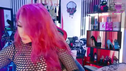 Snapshot of 2diamond_eyes chatting on 03-20-26, 03:44 Arianna online show from 03-20-26, 03:44