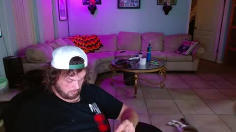 Snapshot of 2dirtyhillbillies chatting on 08-09-26, 03:44 ThrillBilly online show from 08-09-26, 03:44