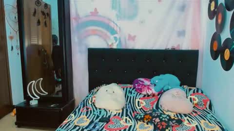 samantha sharon online show from 12-04-25, 02:37