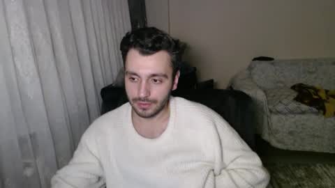 Snapshot of 2handsomeman chatting on 03-18-26, 11:52 Berk online show from 03-18-26, 11:52