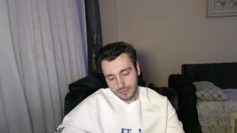 Snapshot of 2handsomeman chatting on 03-24-26, 10:15 Berk online show from 03-24-26, 10:15