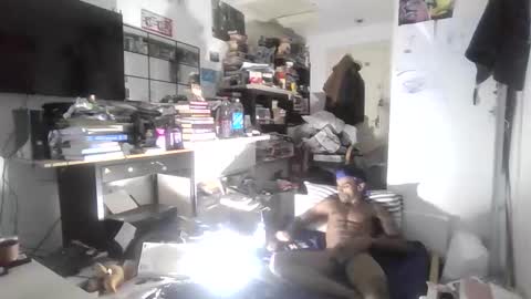 2l82agree online show from 11-10-25, 02:21