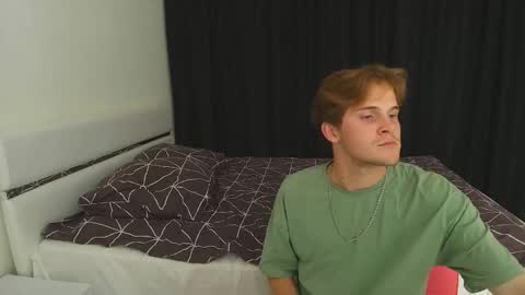 Eleot online show from 09-26-25, 02:32