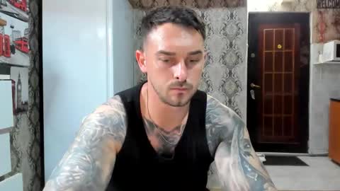 Snapshot of 2sexymuscles chatting on 06-10-26, 08:19 2sexymuscles online show from 06-10-26, 08:19