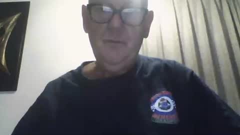 Snapshot of 304705449t chatting on 04-14-26, 06:47 Peter online show from 04-14-26, 06:47