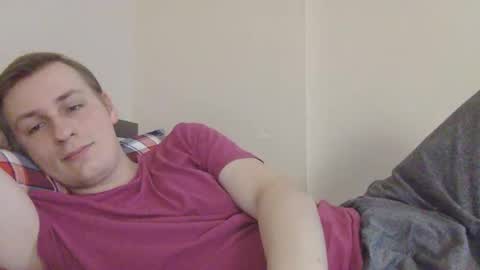 Snapshot of 3andy3 chatting on 10-12-25, 06:34 Andy online show from 10-12-25, 06:34