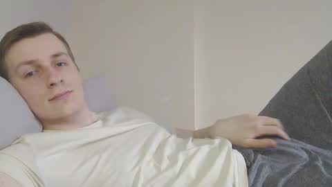 Andy online show from 05-08-26, 05:46