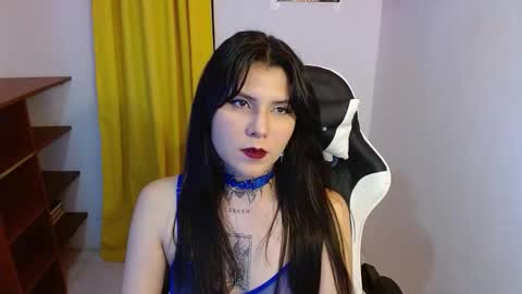 erika online show from 09-23-25, 02:47