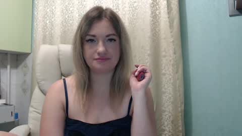 Snapshot of 3sweetcandy3 chatting on 10-16-25, 10:55 3sweetcandy3 online show from 10-16-25, 10:55