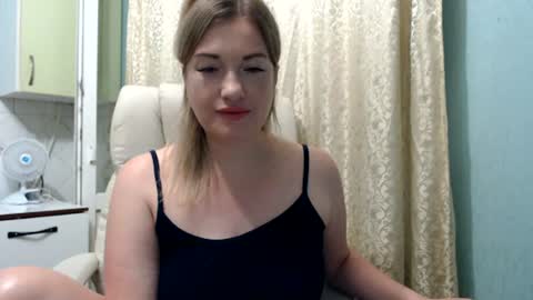Snapshot of 3sweetcandy3 chatting on 06-22-26, 10:51 3sweetcandy3 online show from 06-22-26, 10:51