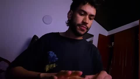 Snapshot of 3v1l_ chatting on 07-21-26, 01:08 E V I L online show from 07-21-26, 01:08
