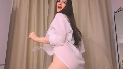 Snapshot of 404cutie chatting on 05-16-26, 05:26 Eva online show from 05-16-26, 05:26