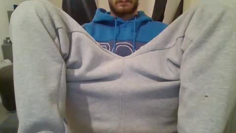 420feetloverr420 online show from 10-24-25, 02:41