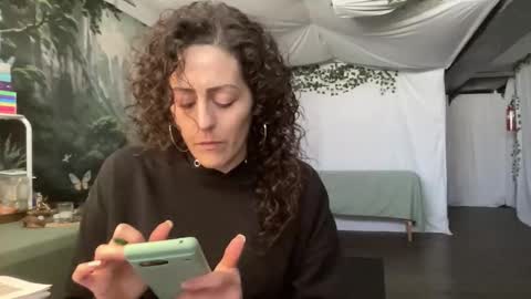 Snapshot of 420kc_couple chatting on 02-26-26, 05:34 KC420Couple online show from 02-26-26, 05:34