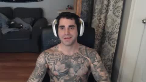 Snapshot of 420randomguy chatting on 03-06-26, 11:01 Anomander Rake online show from 03-06-26, 11:01