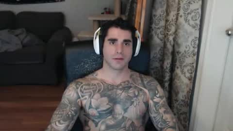 Snapshot of 420randomguy chatting on 03-10-26, 11:10 Anomander Rake online show from 03-10-26, 11:10