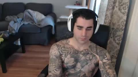 Snapshot of 420randomguy chatting on 03-16-26, 12:42 Anomander Rake online show from 03-16-26, 12:42