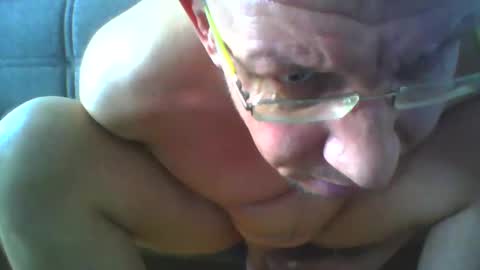 Snapshot of 4filth chatting on 12-09-24, 11:36 Steve online show from 12-09-24, 11:36