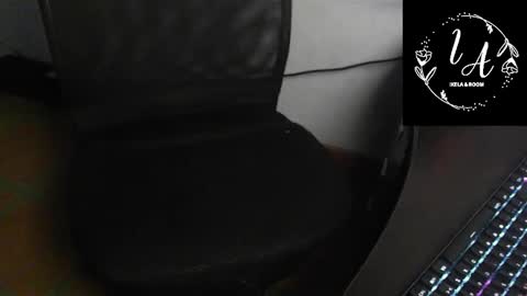 Ixela online show from 02-05-25, 12:27