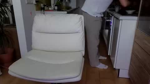 4rjun4 online show from 10-18-25, 07:53