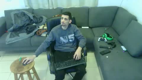 crazy101 online show from 02-08-25, 08:52