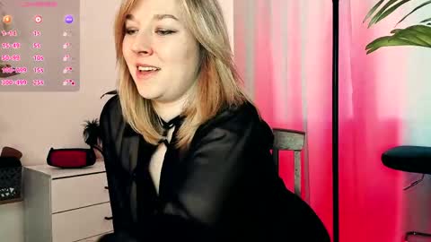 Snapshot of 5_in_one chatting on 04-09-26, 06:19 Sunshine online show from 04-09-26, 06:19