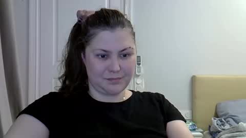 5anna online show from 10-18-25, 04:52