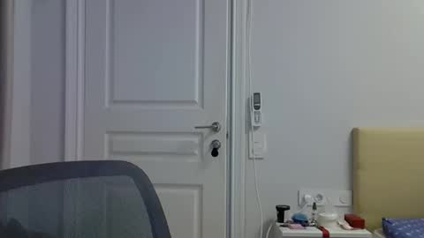 5anna online show from 10-23-25, 04:28