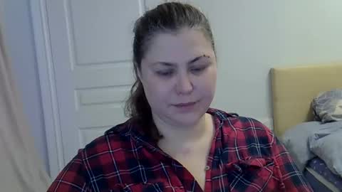 5anna online show from 11-07-25, 08:58