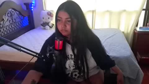 5ophie online show from 02-08-26, 09:18