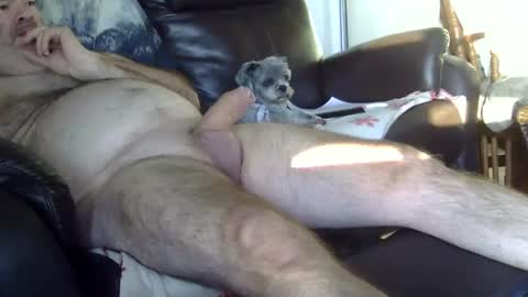 Snapshot of 66bear chatting on 10-05-25, 11:41 66bear online show from 10-05-25, 11:41