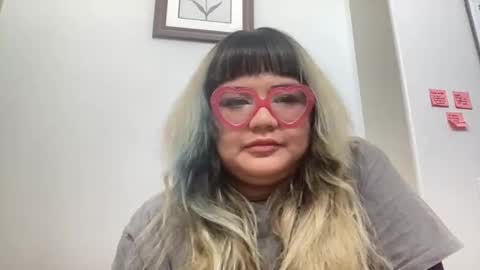 Snapshot of 69candyflowers chatting on 01-10-25, 06:49 69candyflowers online show from 01-10-25, 06:49